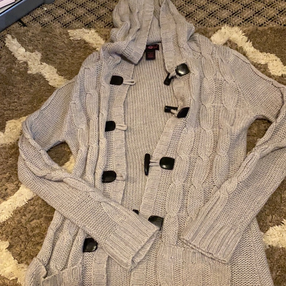 Grey sweater